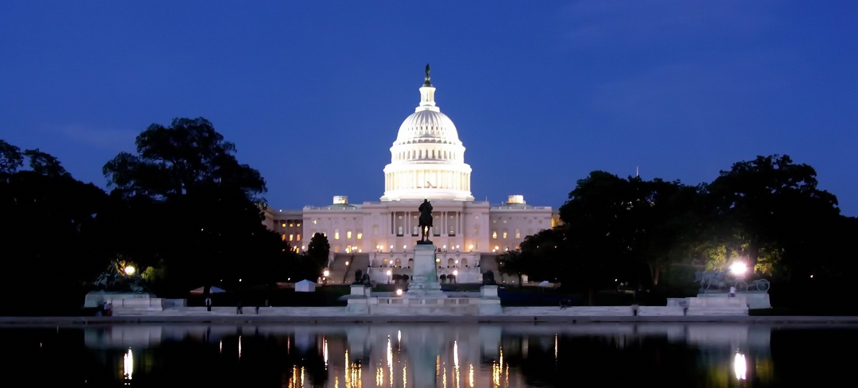 Capitol_at_night