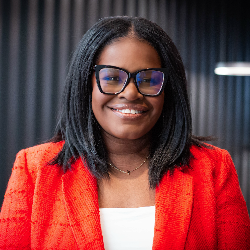 Portrait of Monique Perry-Graves